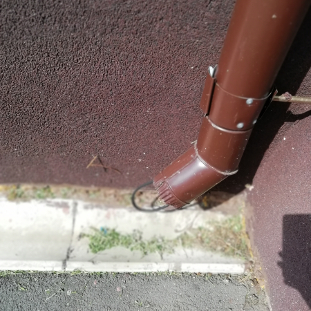 Обогрев трубы водостока